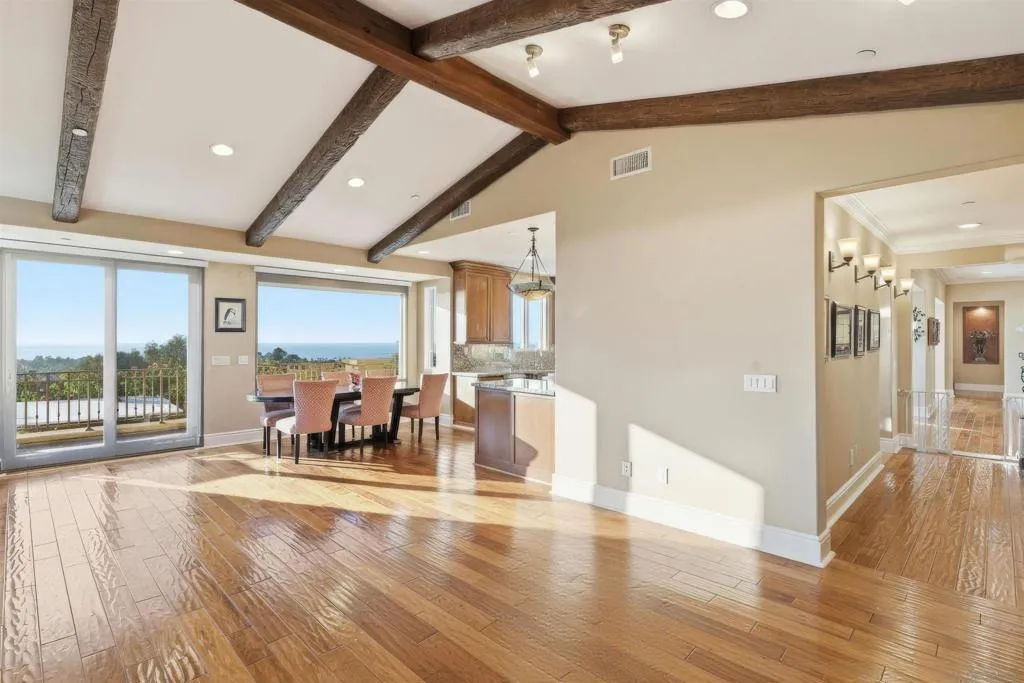 1690 Gascony Rd, Encinitas, California 92024 home-pic-15