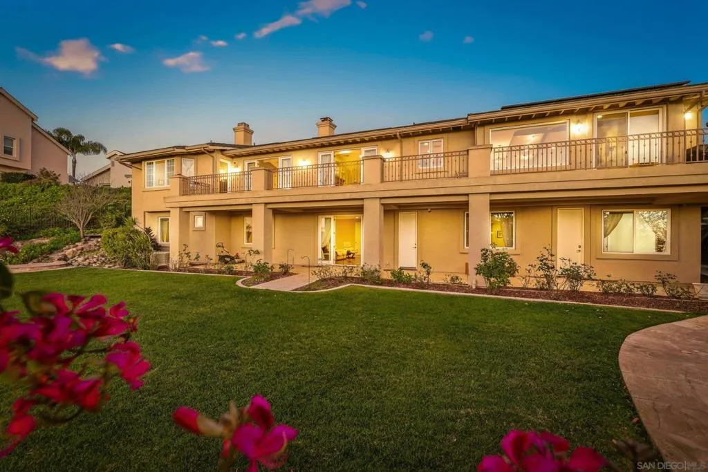 1690 Gascony Rd, Encinitas, California 92024 home-pic-43