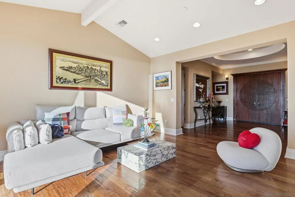 1690 Gascony Rd, Encinitas, California 92024 home-pic-23