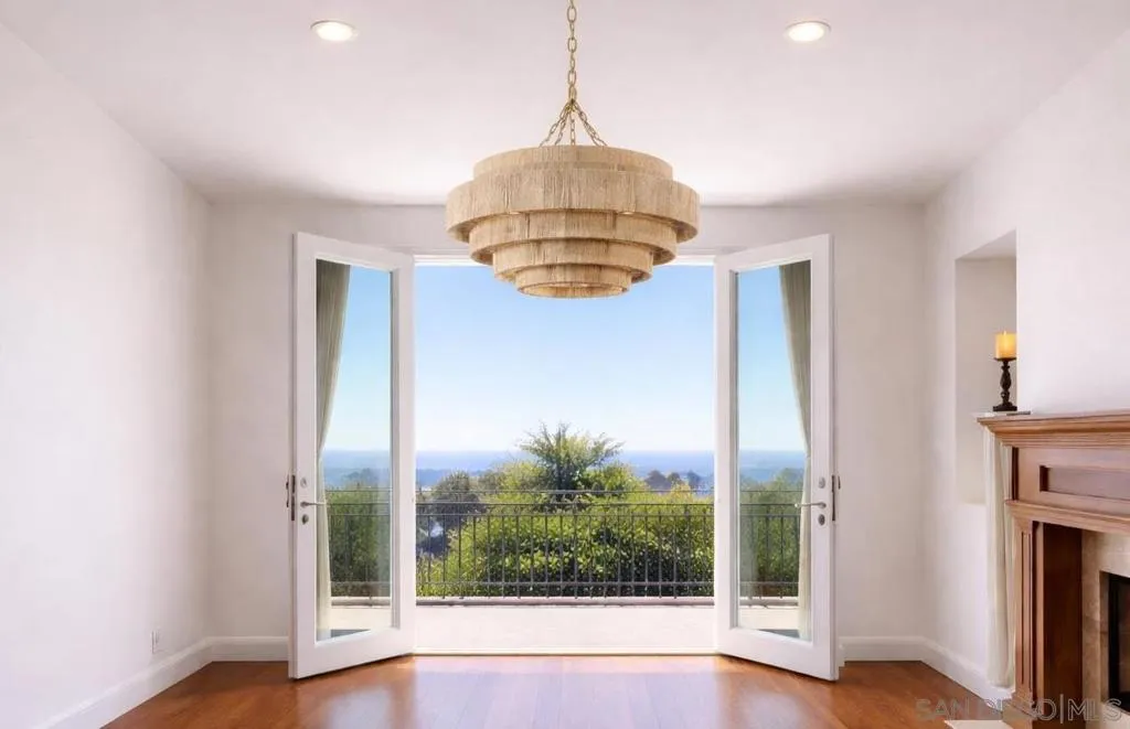 1690 Gascony Rd, Encinitas, California 92024 home-pic-1