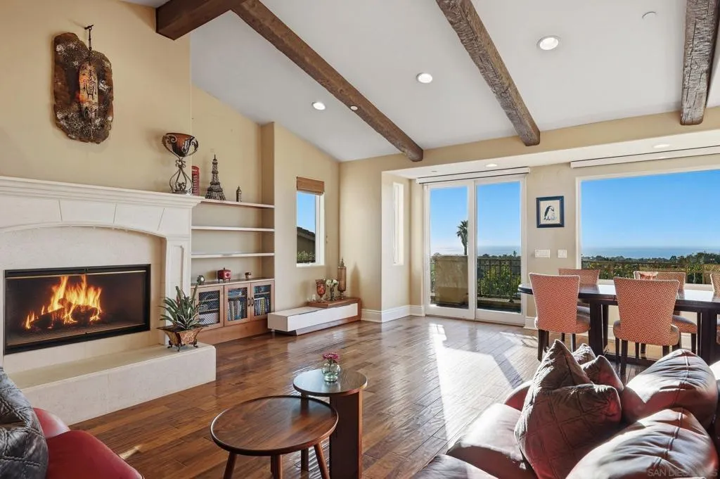 1690 Gascony Rd, Encinitas, California 92024 home-pic-6