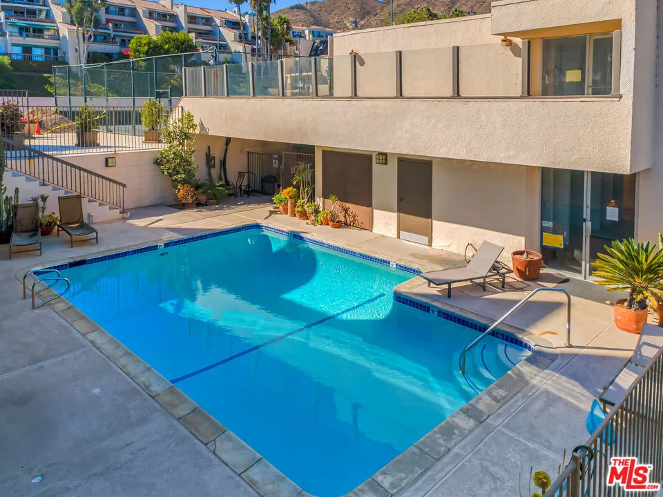 23901 Civic Center Way D238, Malibu, California 90265 home-pic-32