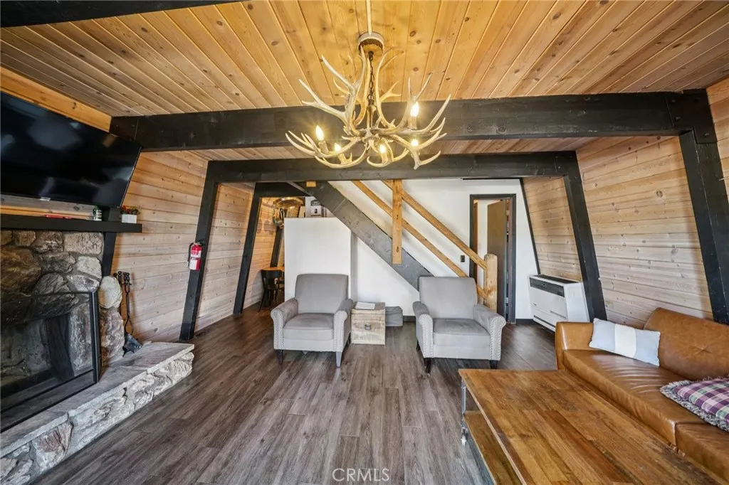 42683 Falcon Avenue, Big Bear Lake, California 92315 home-pic-7