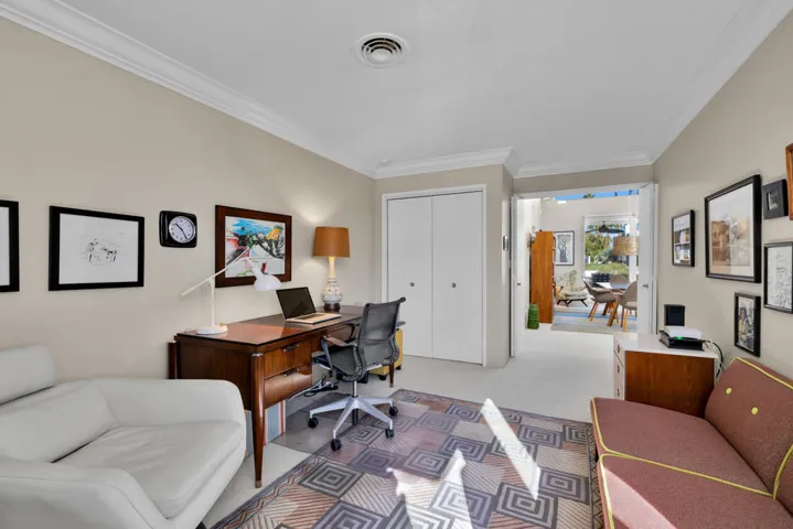 Den/bedroom 3