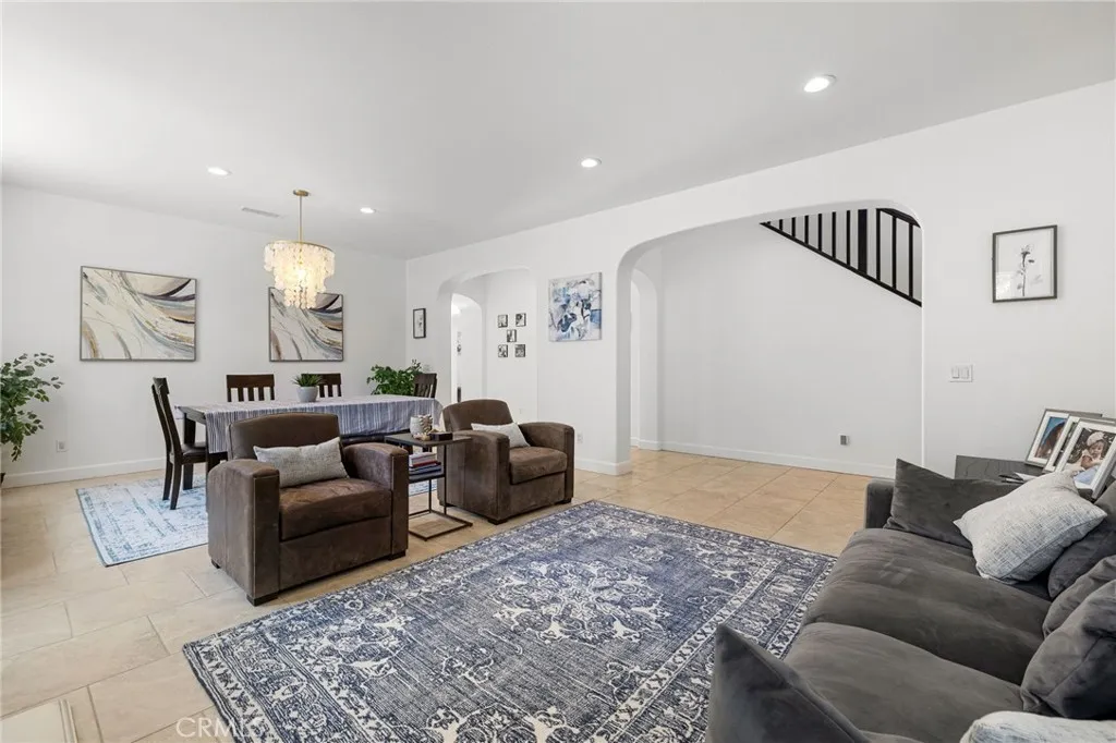 1526 Cole Lane, Upland, California 91784 home-pic-8