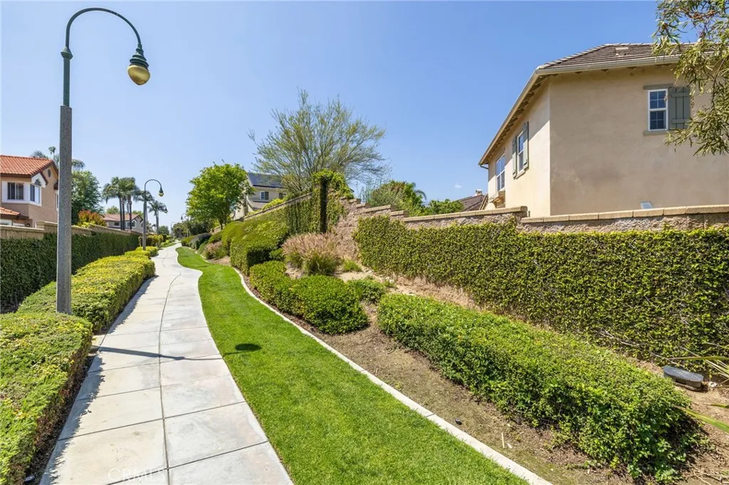 1526 Cole Lane, Upland, California 91784 home-pic-54