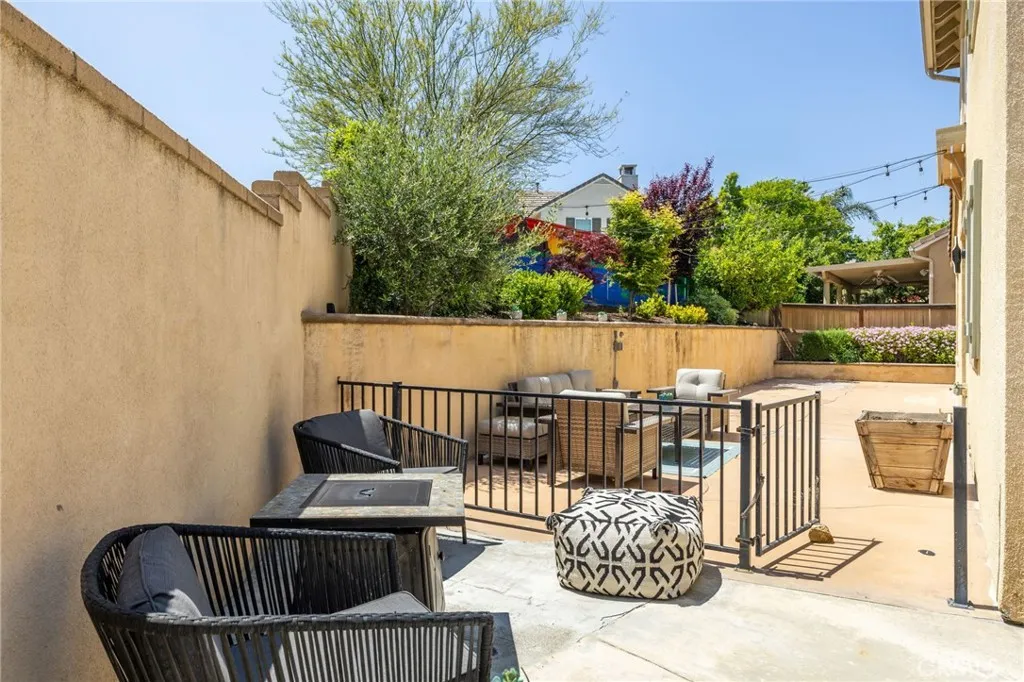 1526 Cole Lane, Upland, California 91784 home-pic-49