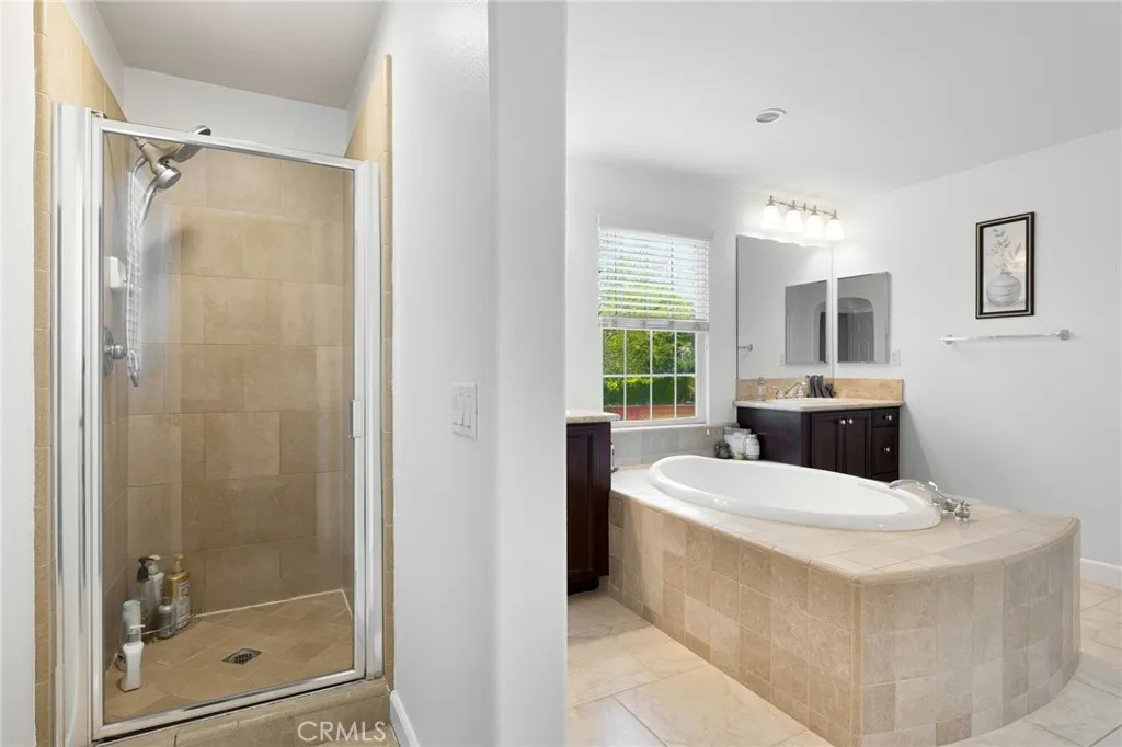 1526 Cole Lane, Upland, California 91784 home-pic-35