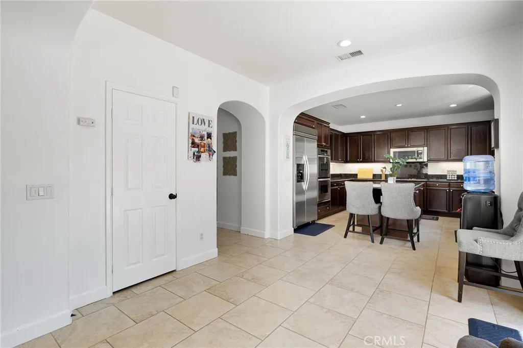 1526 Cole Lane, Upland, California 91784 home-pic-13