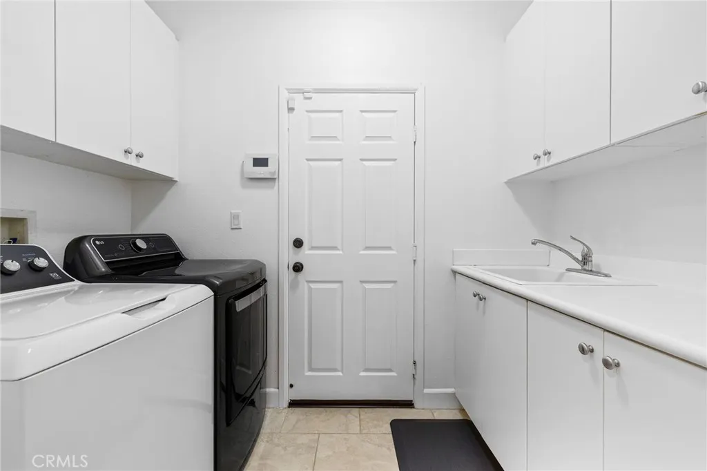 1526 Cole Lane, Upland, California 91784 home-pic-24