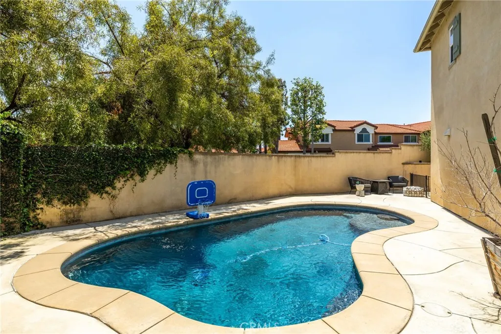 1526 Cole Lane, Upland, California 91784 home-pic-51