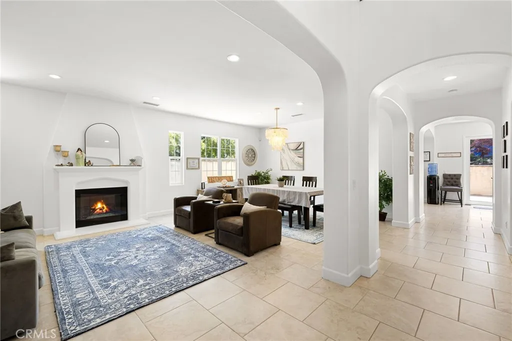 1526 Cole Lane, Upland, California 91784 home-pic-6