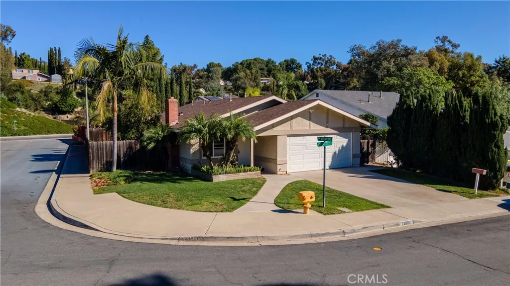 22682 Via Octavo, Mission Viejo, California 92691 home-pic-3
