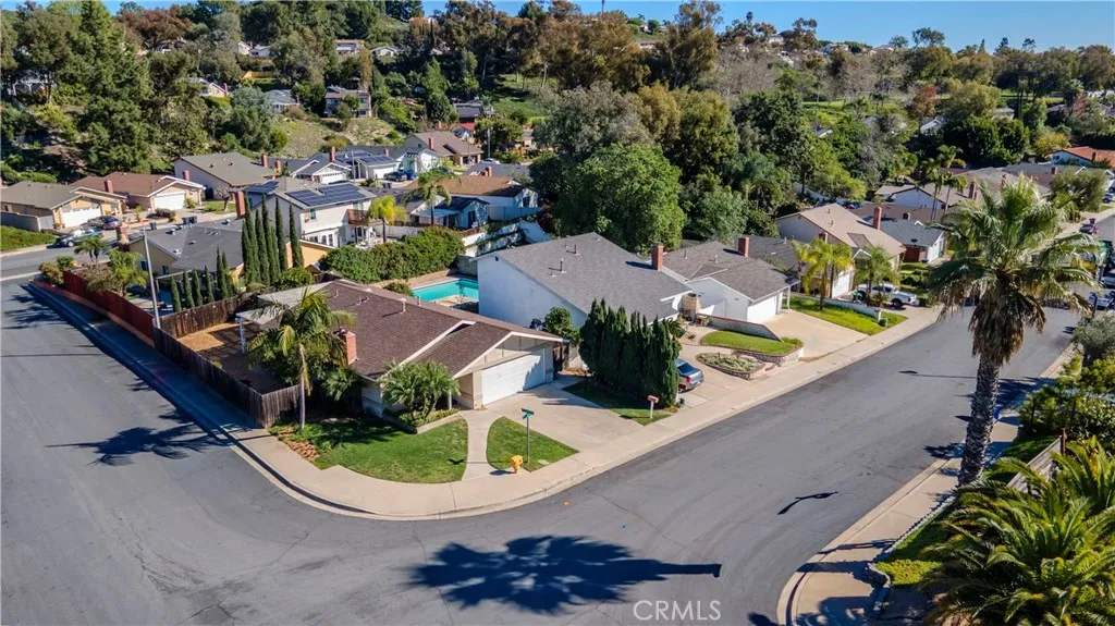 22682 Via Octavo, Mission Viejo, California 92691 home-pic-2