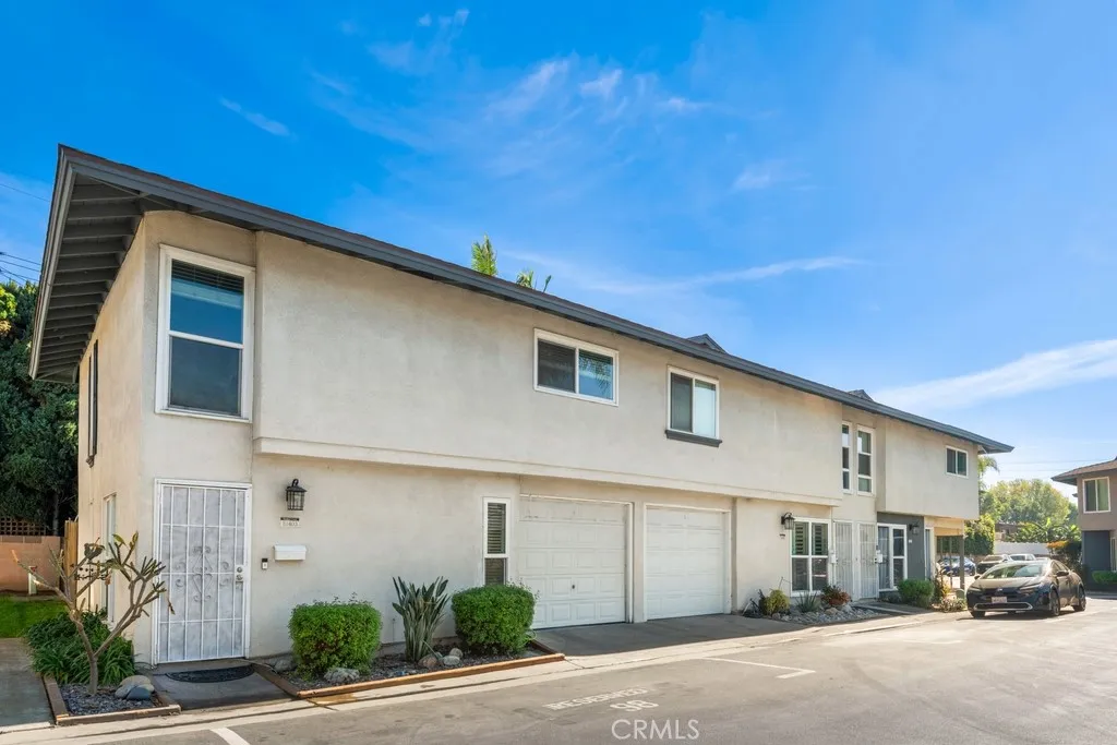 10403 Stratton Court, Cypress, California 90630 home-pic-2