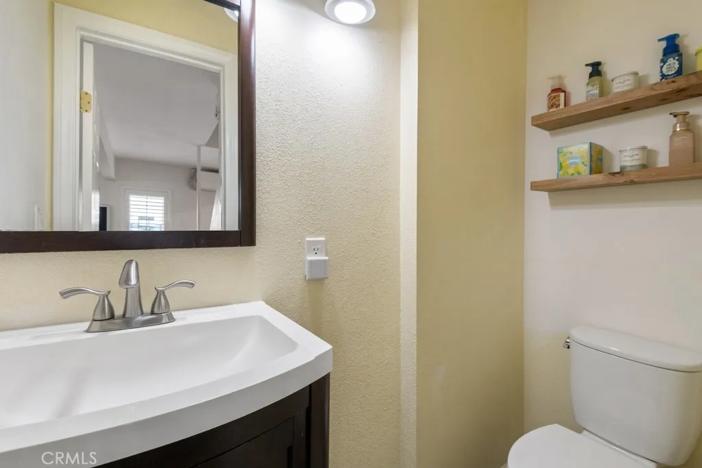 10403 Stratton Court, Cypress, California 90630 home-pic-8