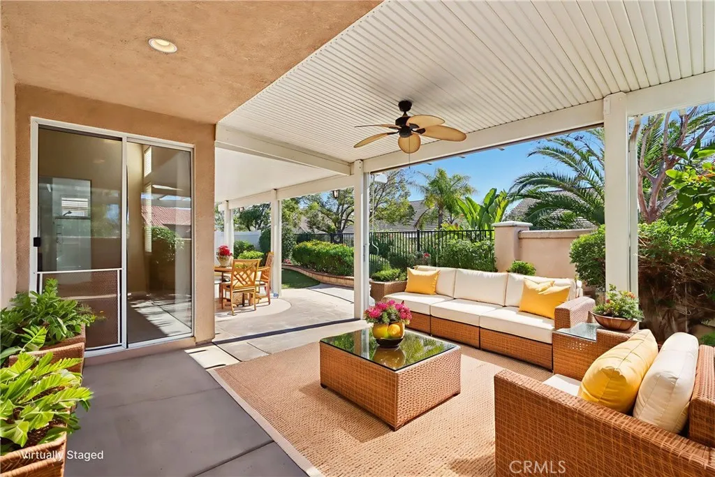 29245 Winding Brook Drive, Menifee, California 92584 home-pic-29