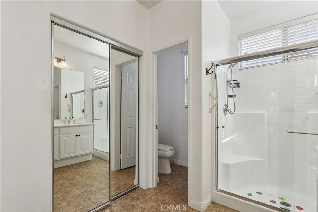 29245 Winding Brook Drive, Menifee, California 92584 home-pic-24