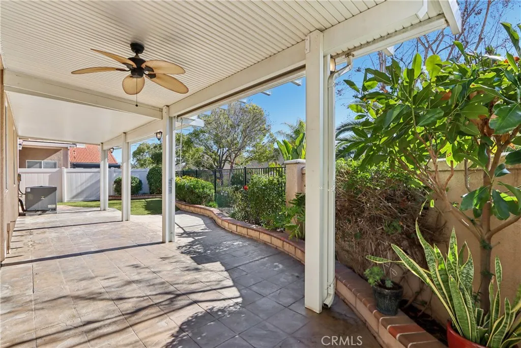 29245 Winding Brook Drive, Menifee, California 92584 home-pic-31