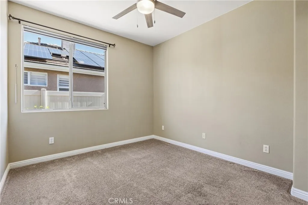 29245 Winding Brook Drive, Menifee, California 92584 home-pic-16