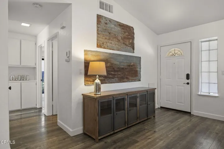 14-web-or-mls-UpmarketMedia_11755M-42