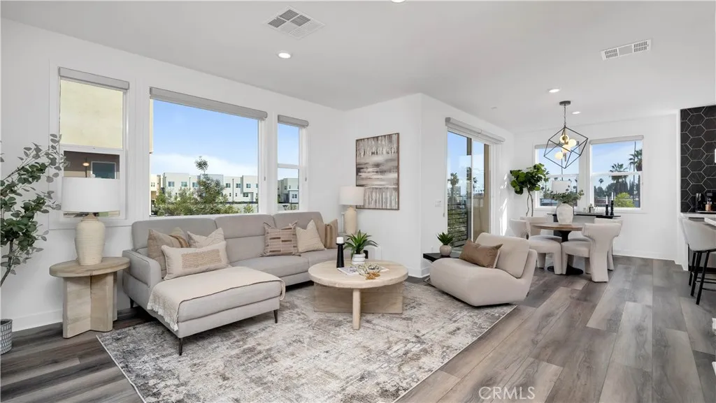 1669 W Lincoln Avenue 102, Anaheim, California 92801 home-pic-7