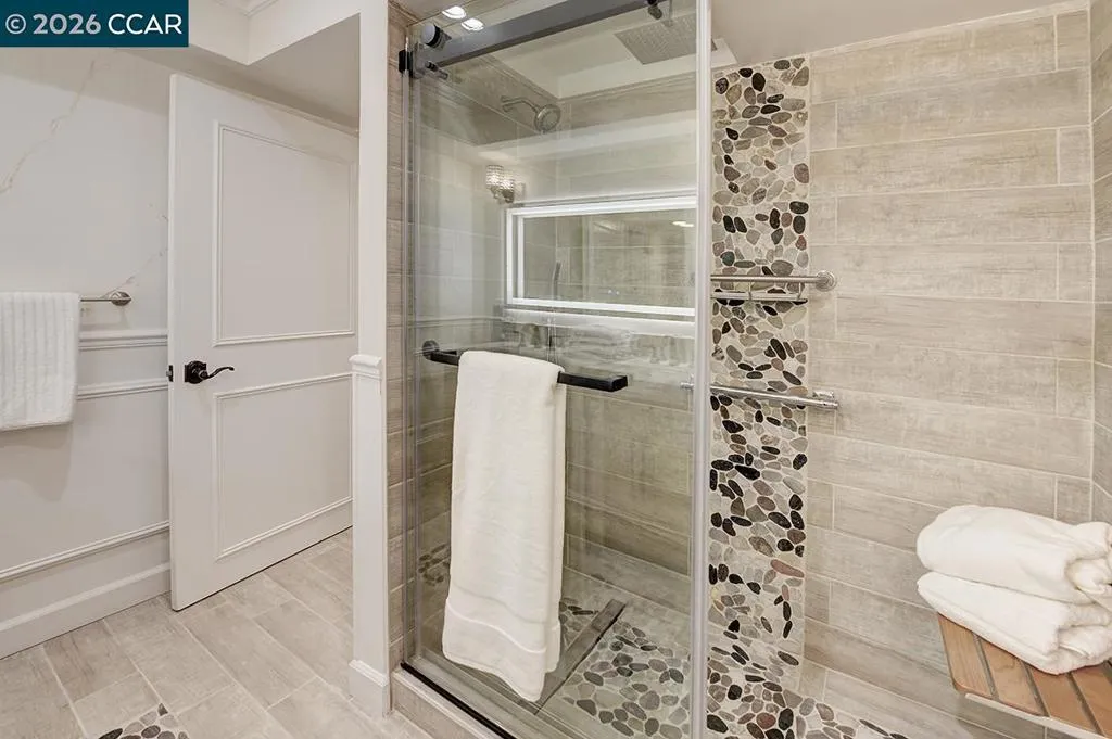 2601 Pine Knoll Dr 8, Walnut Creek, California 94595 home-pic-33
