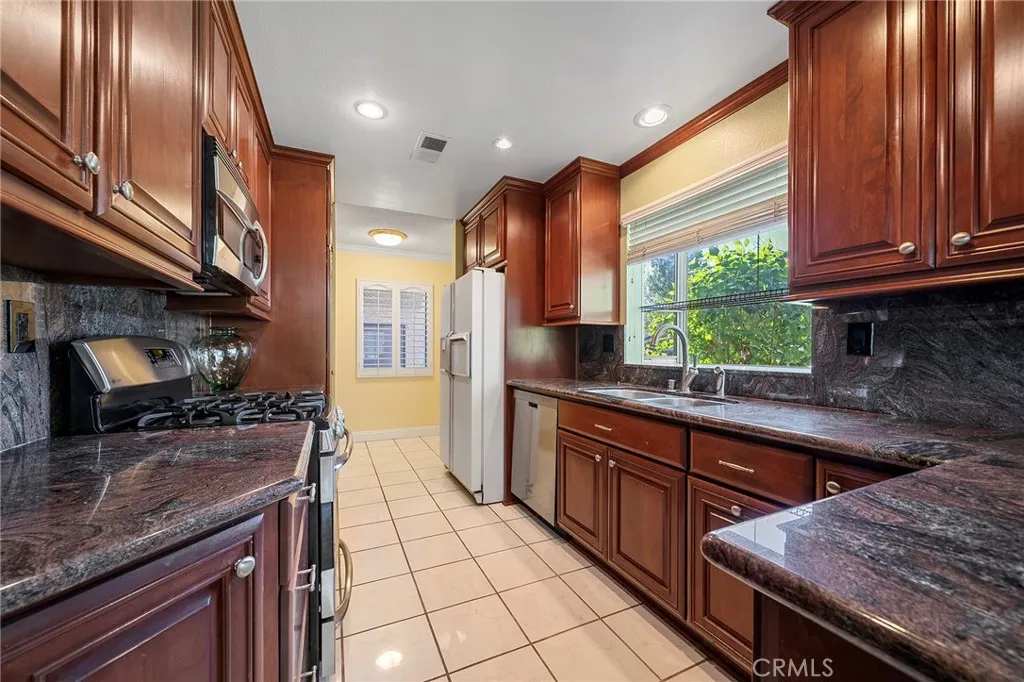 2800 Paseo Cancun, West Covina, California 91792 home-pic-5