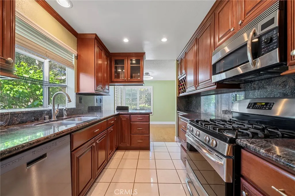 2800 Paseo Cancun, West Covina, California 91792 home-pic-6