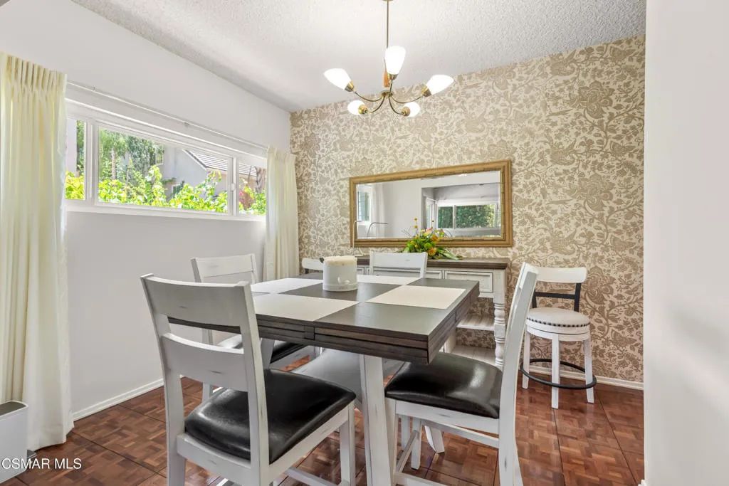 4230 Canoga Avenue, Woodland Hills, California 91364 home-pic-6