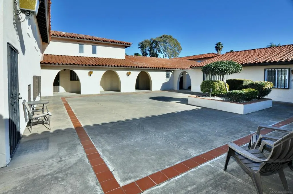 12226 Rancho Bernardo Rd.  home-pic-34