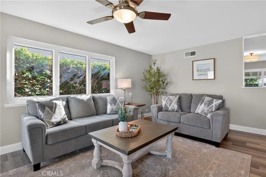 1610 E 20th Street, Santa Ana, California 92705 home-pic-7