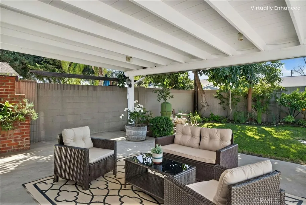 1610 E 20th Street, Santa Ana, California 92705 home-pic-32