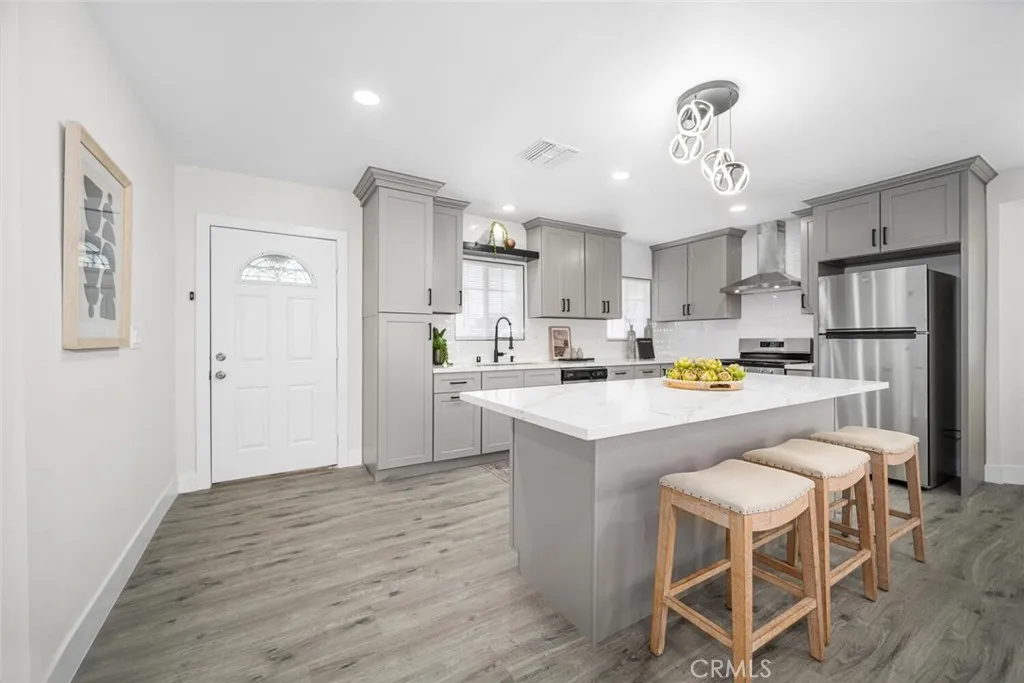 2612 Manhattan Beach Boulevard, Gardena, California 90249 home-pic-6