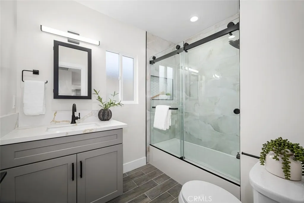 2612 Manhattan Beach Boulevard, Gardena, California 90249 home-pic-19