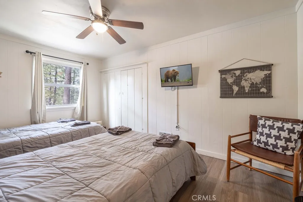 332 Vista, Big Bear Lake, California 92315 home-pic-40