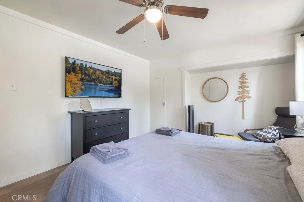 332 Vista, Big Bear Lake, California 92315 home-pic-37