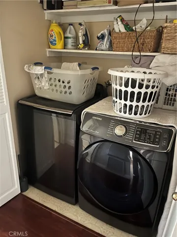 Hall laundry