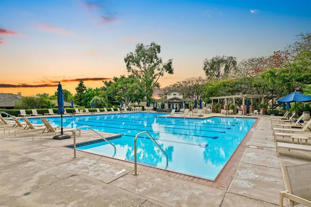 12294 Spruce Grove Pl, San Diego, California 92131 home-pic-47