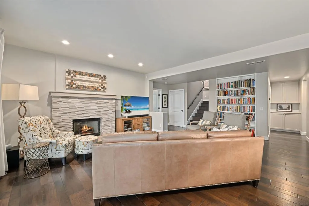 12294 Spruce Grove Pl, San Diego, California 92131 home-pic-30