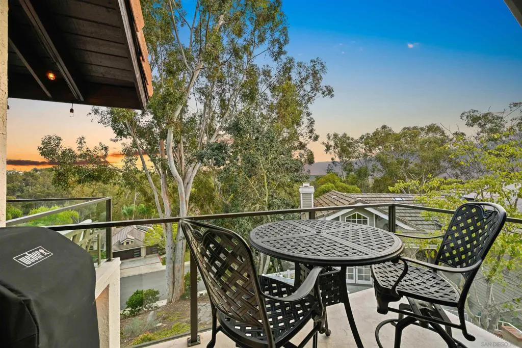 12294 Spruce Grove Pl, San Diego, California 92131 home-pic-28