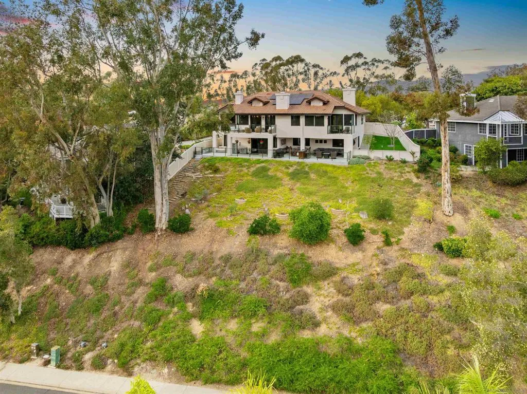12294 Spruce Grove Pl, San Diego, California 92131 home-pic-43