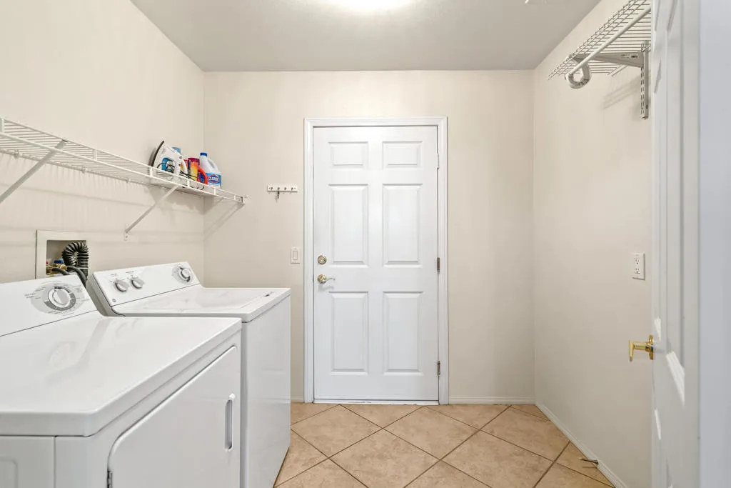 80717 Turnberry Court, Indio, California 92201 home-pic-19