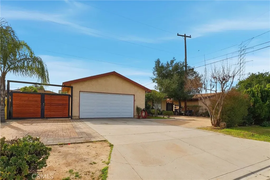 16716 E Renwick, Azusa, California 91702 home-pic-6