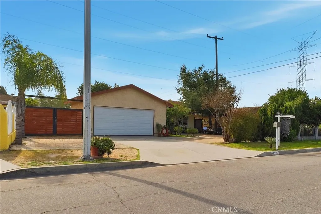 16716 E Renwick, Azusa, California 91702 home-pic-5