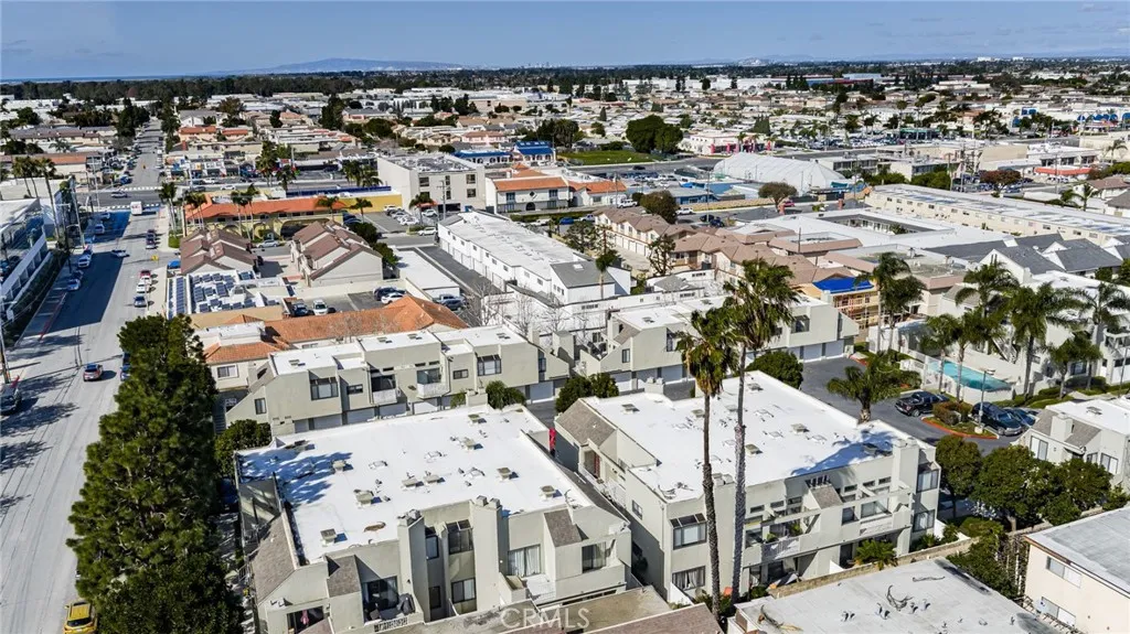 17722 Sergio, Huntington Beach, California 92647 home-pic-28