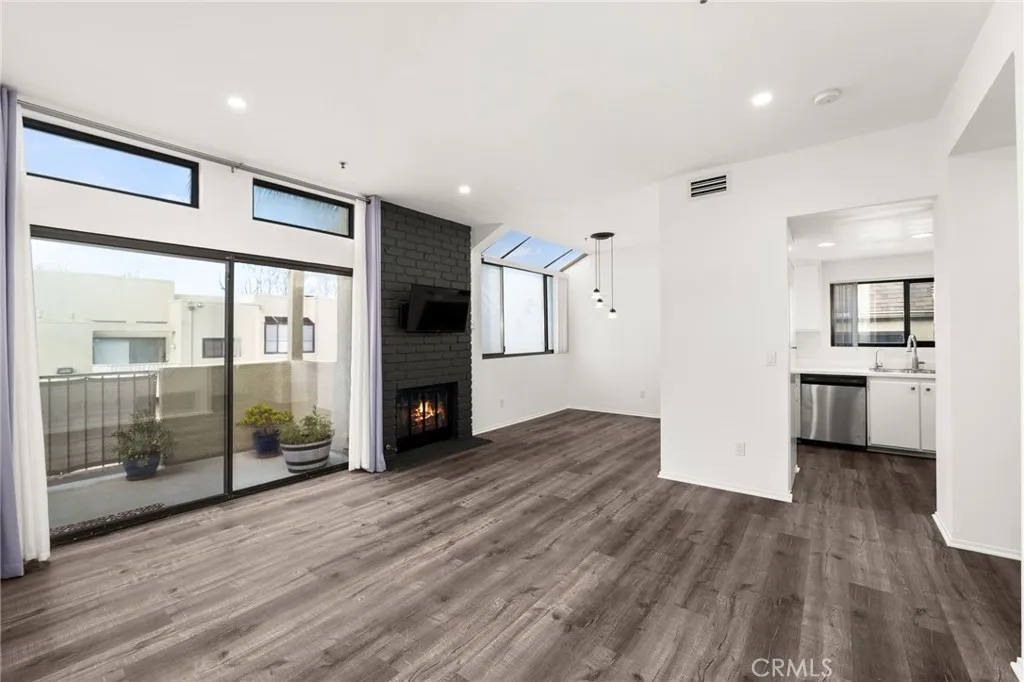 17722 Sergio, Huntington Beach, California 92647 home-pic-5