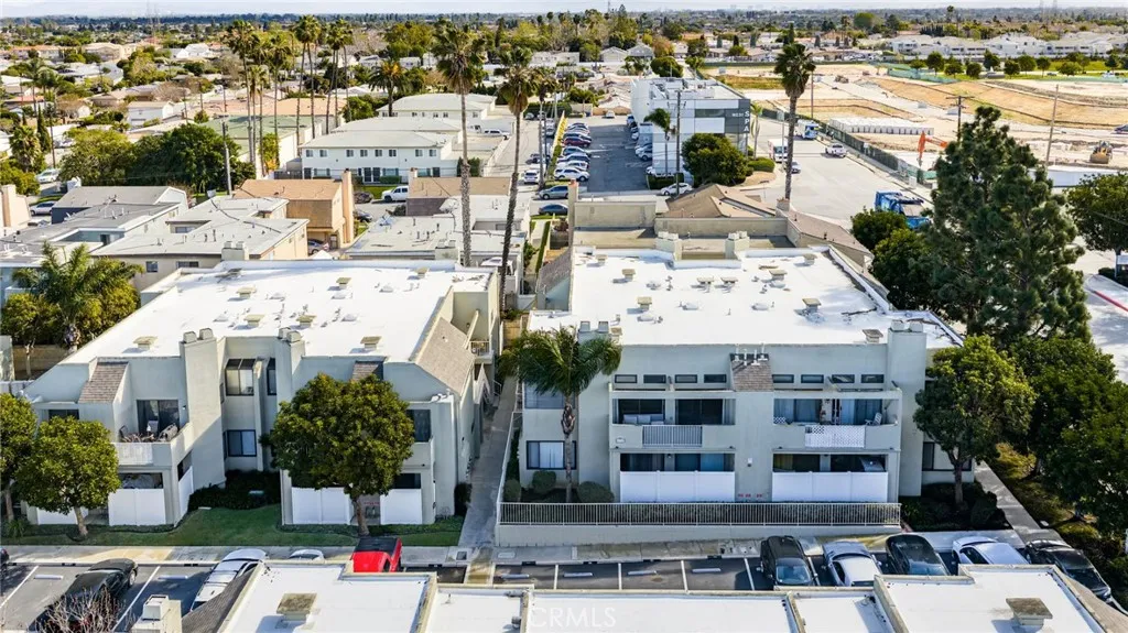17722 Sergio, Huntington Beach, California 92647 home-pic-33