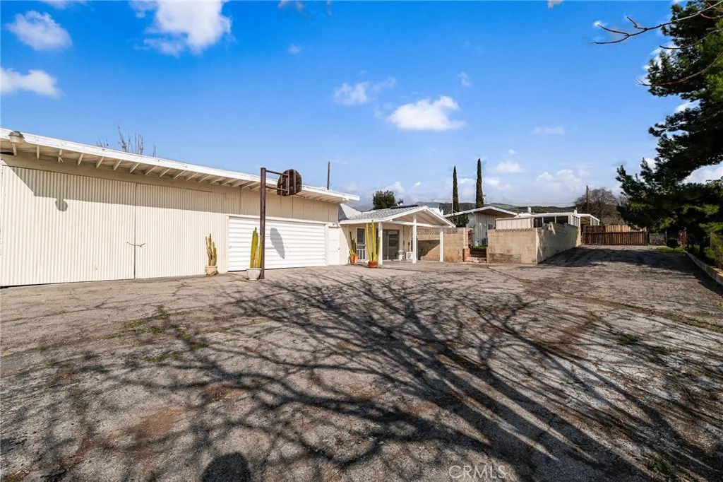 12770 Douglas, Yucaipa, California 92399 home-pic-32