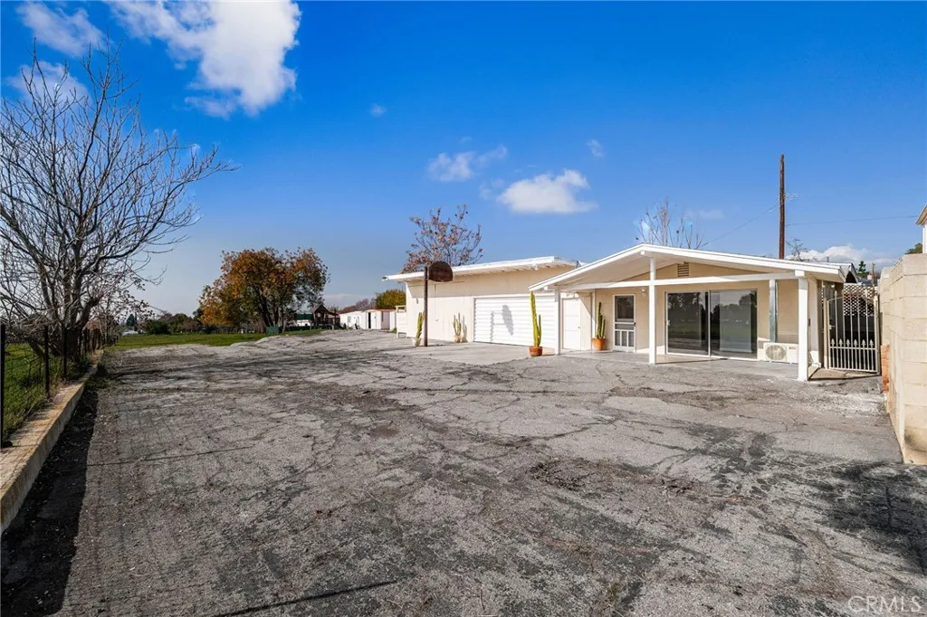 12770 Douglas, Yucaipa, California 92399 home-pic-29
